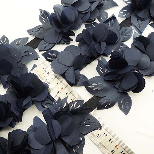 تصویر نوار گل متری گلبرگ ساتن بزرگ