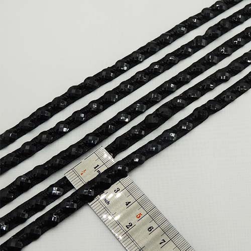 تصویر نوار نگین متری یک ردیفه