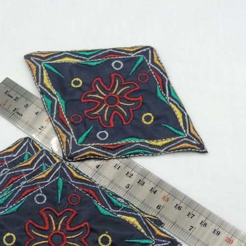 تصویر پنل تکه دوزی سنتی