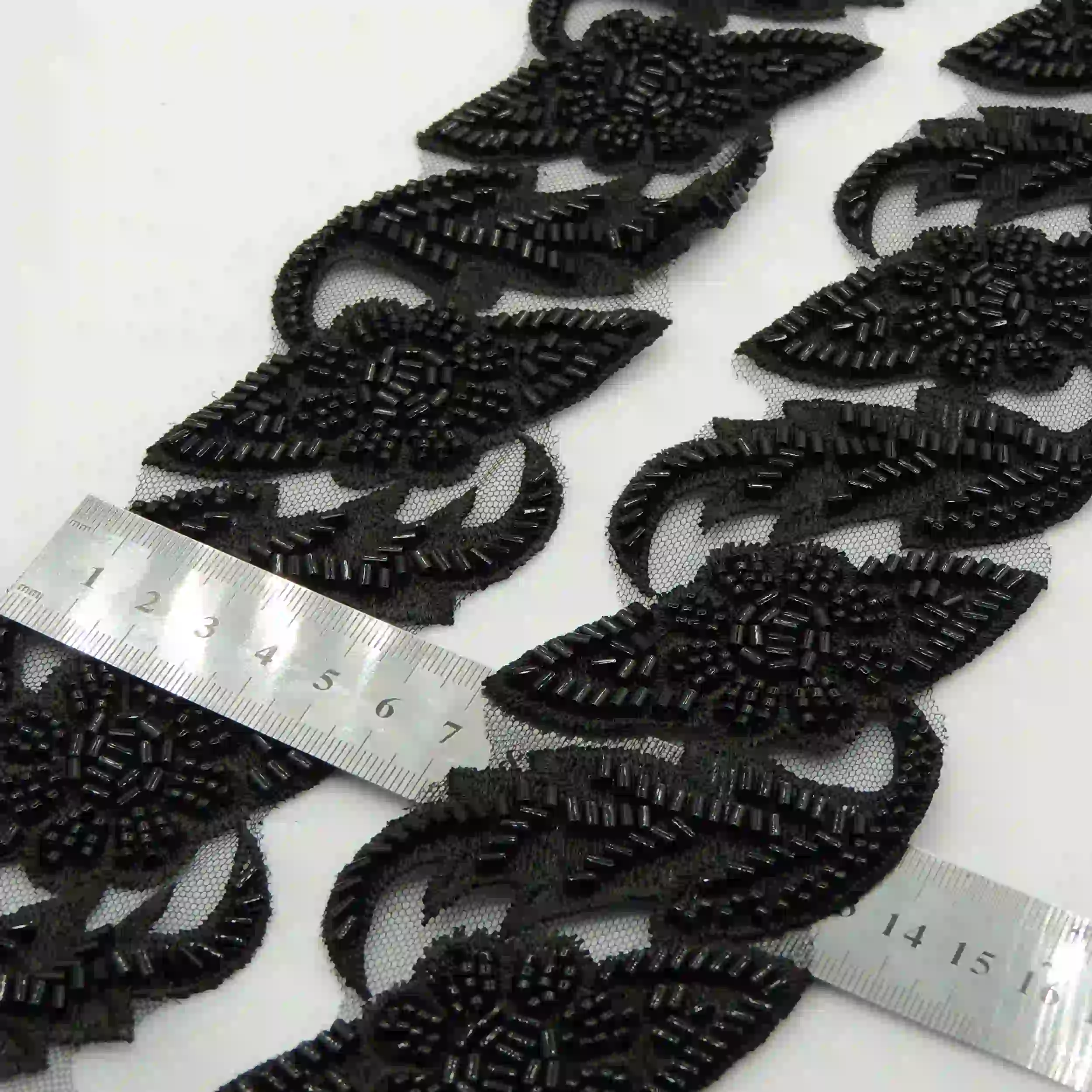 تصویر نوار منجوق دوزی مادام مشکی