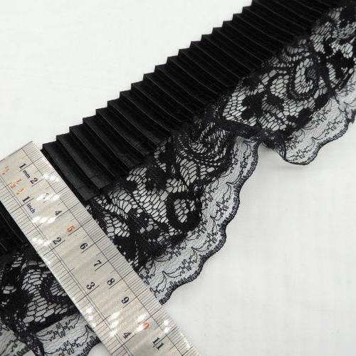 تصویر تور پلیسه ساتن دانتل‌دار