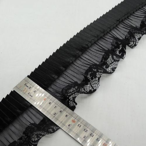 تصویر تور پلیسه ساتن لبه دانتل