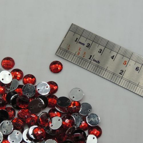 تصویر سنگ دوختنی رزینی  شطرنجی گرد سایز یک 