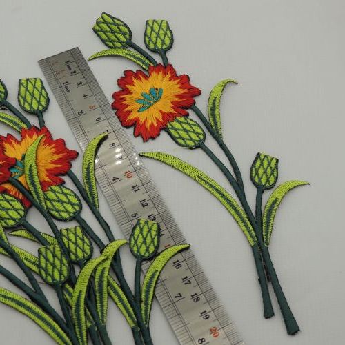 پنل گل برجسته گلدوزی