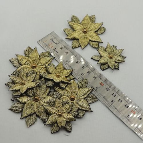 تصویر گل تزئینی گلدوزی لباس دو سایز