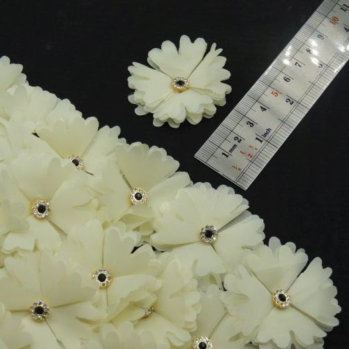 خردلی روشن گل پارچه‌ای برجسته حریری کریستالی خرید و قیمت رنگ4