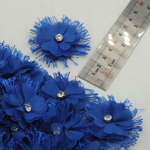 تصویر گل تزئینی لباس مدل مژه نگینی