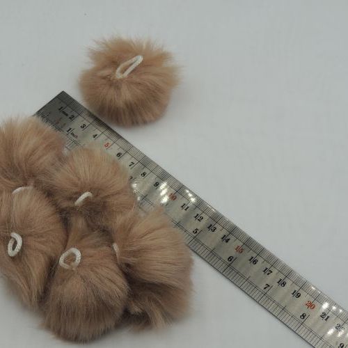 خز توپکی کلاهی کوچک