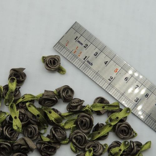 تصویر گل تزئینی غنچه ساتن