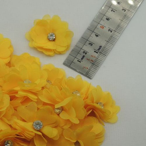 قرمز گل پارچه‌ای برجسته رز نگینی خرید و قیمت رنگ5