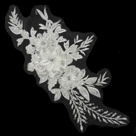 تصویر پنل گل مجلسی سه  گل برجسته پولک و منجوق