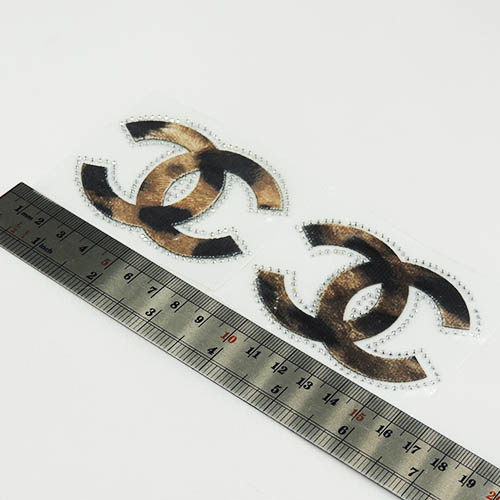 ترکیب برچسب و نگین  اتویی مدل گوچی