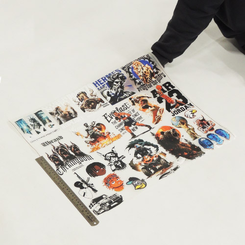 برچسب اتویی نیم متری مدل پسرانه