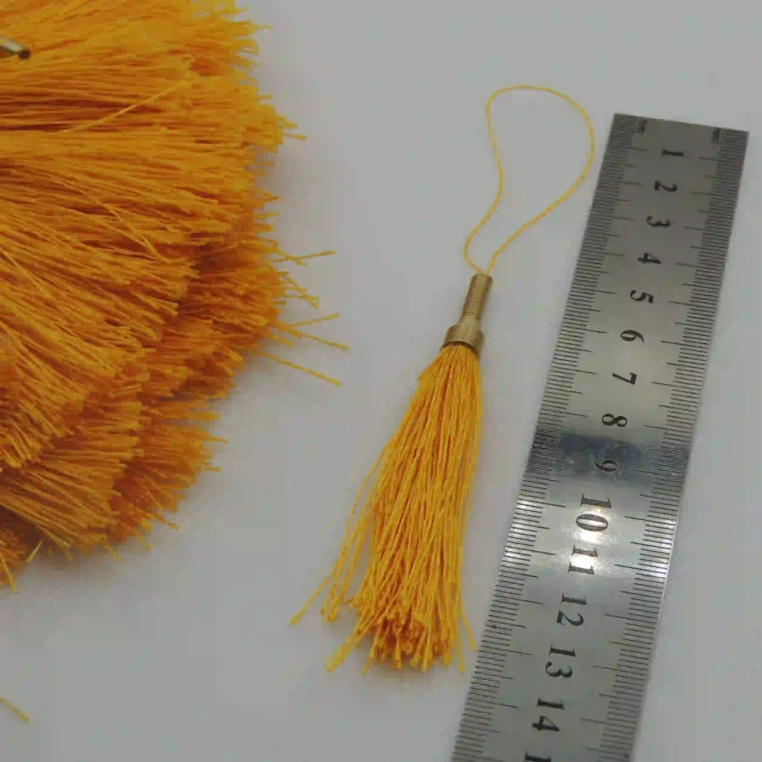 تصویر منگوله فنری